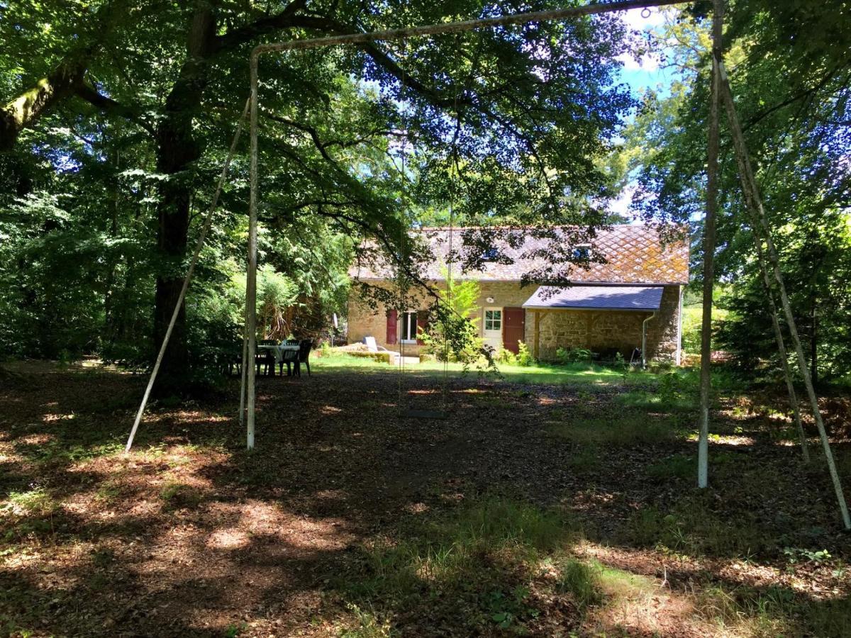 Saint-Julien-aux-Bois Gites Chateau Le Bois מראה חיצוני תמונה