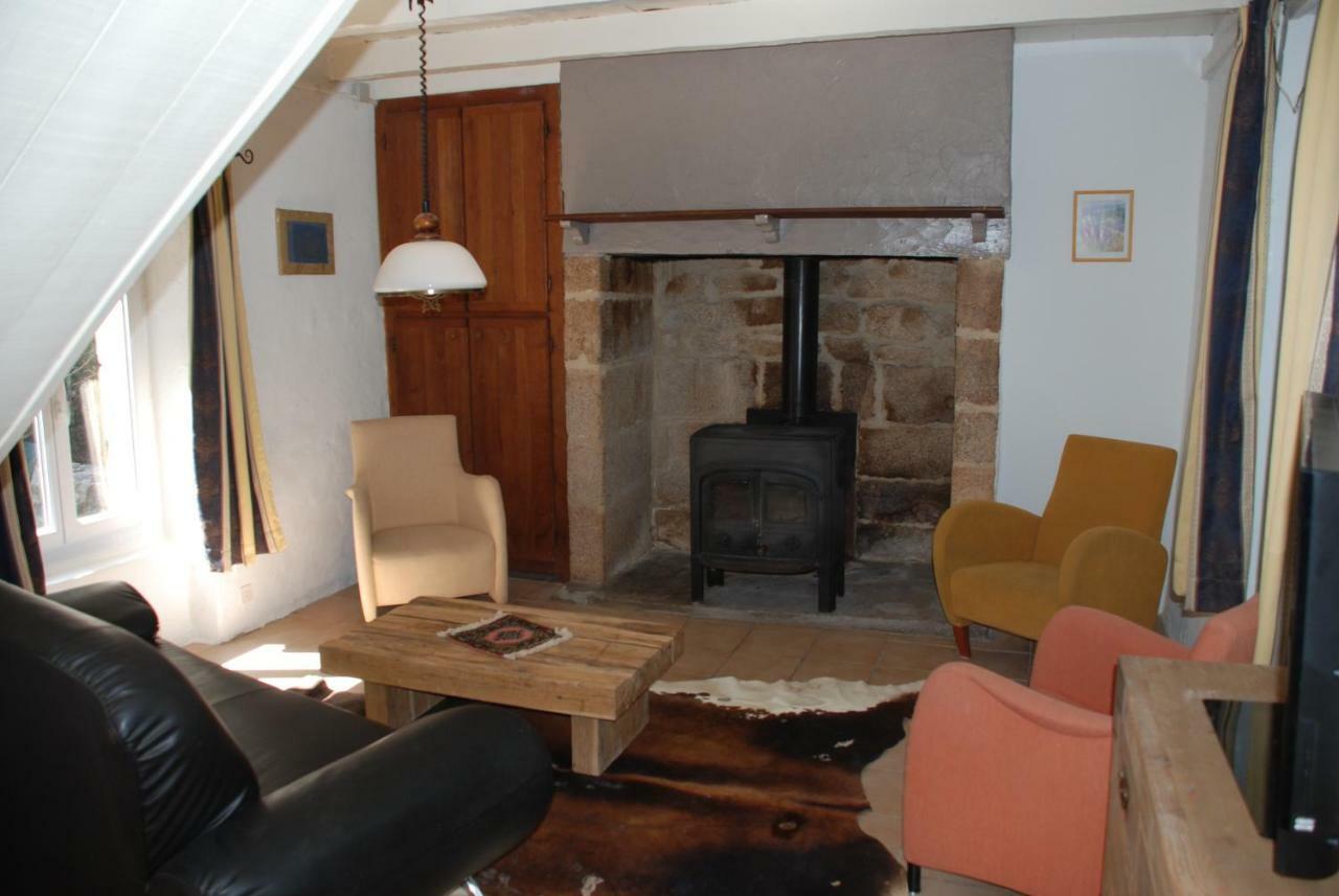 Saint-Julien-aux-Bois Gites Chateau Le Bois מראה חיצוני תמונה