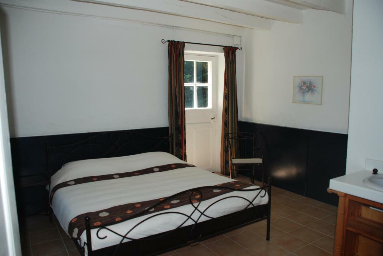 Saint-Julien-aux-Bois Gites Chateau Le Bois מראה חיצוני תמונה