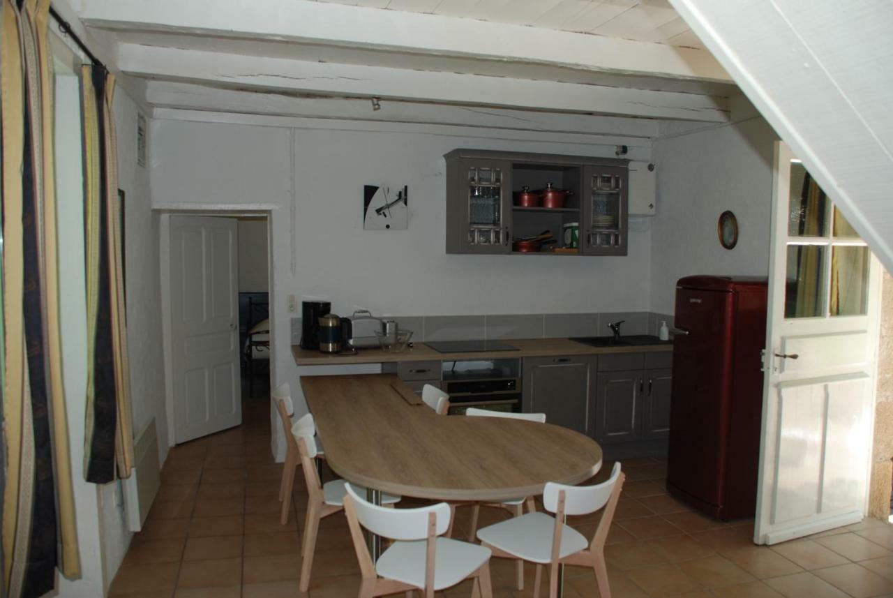 Saint-Julien-aux-Bois Gites Chateau Le Bois מראה חיצוני תמונה