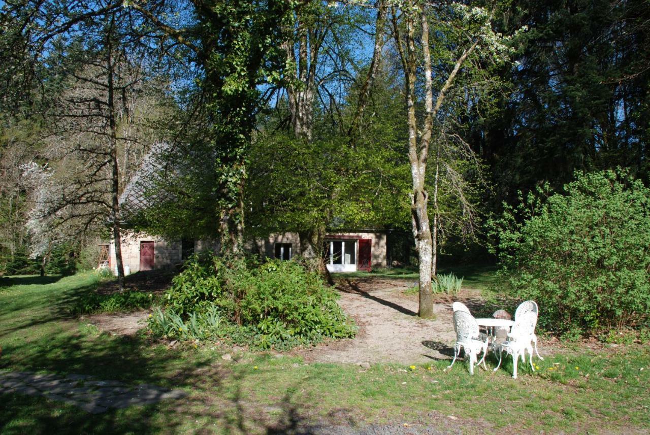 Saint-Julien-aux-Bois Gites Chateau Le Bois מראה חיצוני תמונה