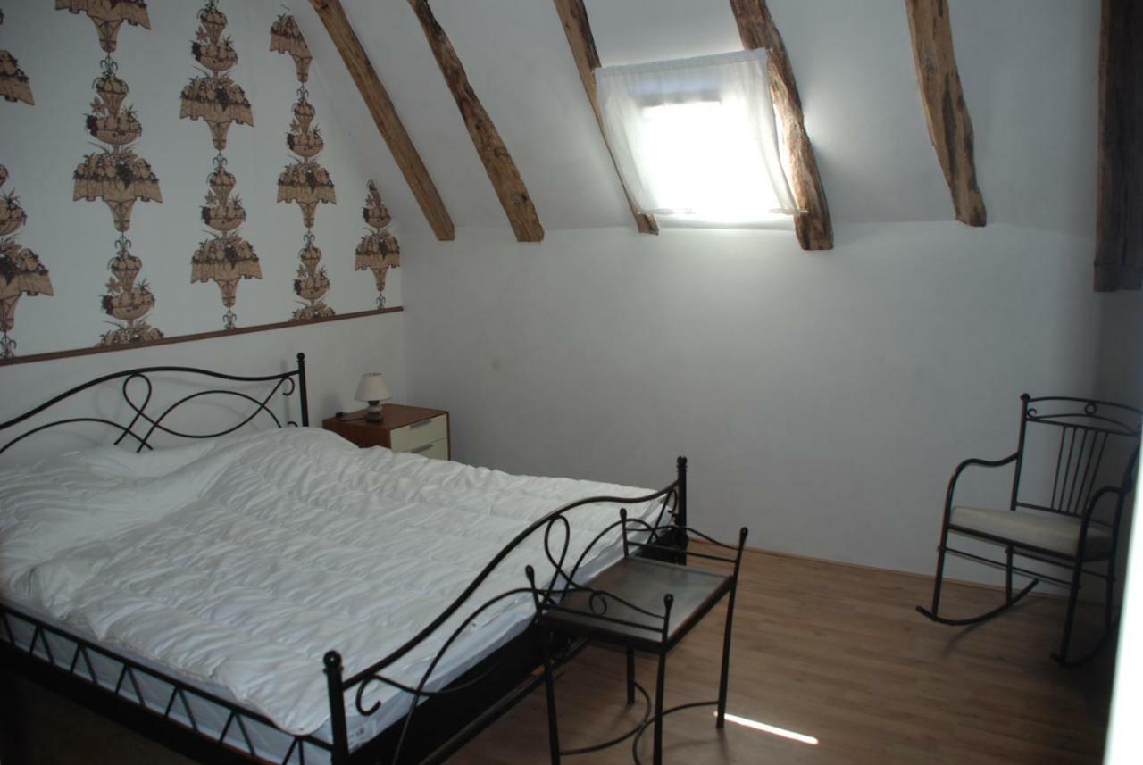 Saint-Julien-aux-Bois Gites Chateau Le Bois מראה חיצוני תמונה